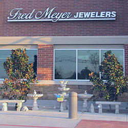 Fred Meyer Jewelers to Close 71 Stores – JCK